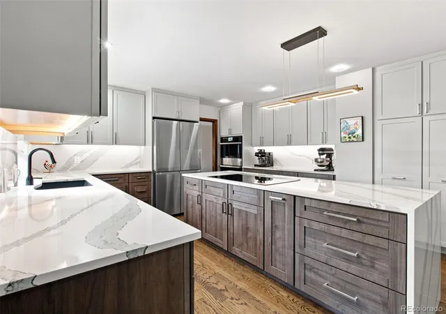 Photo 3 of Single family home for sale at 7943 W Friend Dr, Littleton, CO 80128 | MLS# 5200173 | Listing updated on 2026-10-14