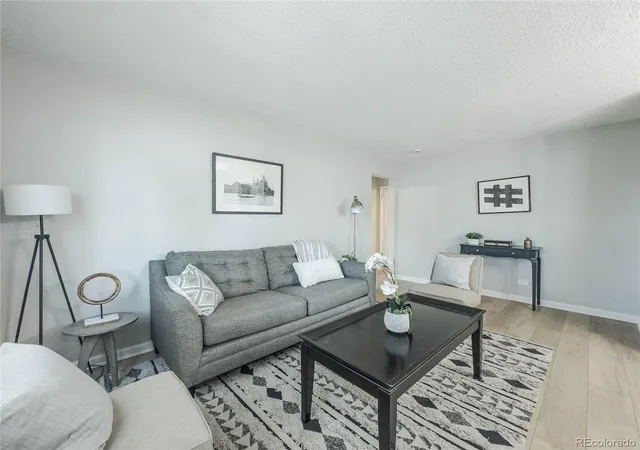 4th image of 1713 Jamaica St, Aurora, CO 80010 | MLS# 4956458