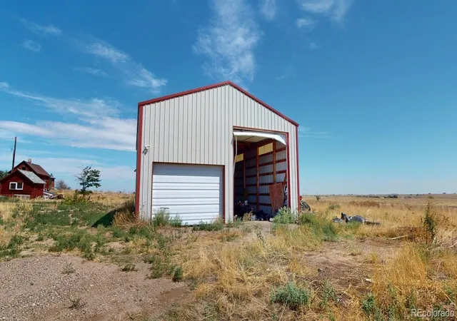 4th image of 6138 S County Road 181, Byers, CO 80103 | MLS# 3450538