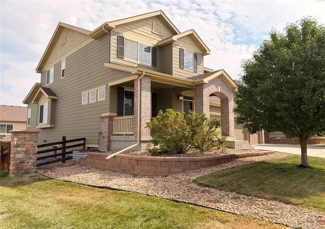 Photo 3 of Single family home for sale at 22517 E Layton Cir, Aurora, CO 80015 | MLS# 9641408 | Listing updated on 2026-09-29