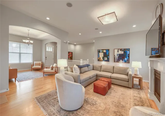 3rd image of 10081 Bristleridge St, Parker, CO 80134 | MLS# 1757845