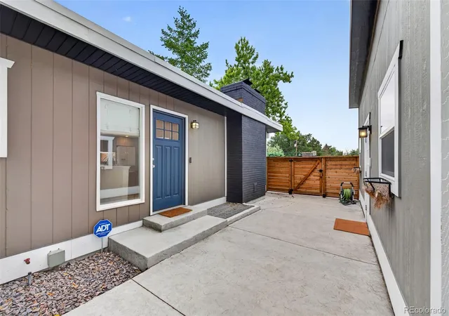 Photo 4 of Single family home for sale at 6353 Kendall St, Arvada, CO 80003 | MLS# 6460400 | Listing updated on 2026-10-08