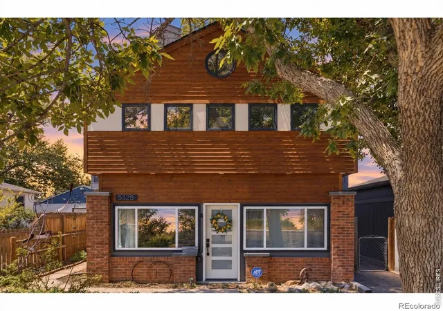 Photo 1 of Single family home for sale at 5325 S Crocker St, Littleton, CO 80120 | MLS# IR1067165 | Listing updated on 2026-09-15