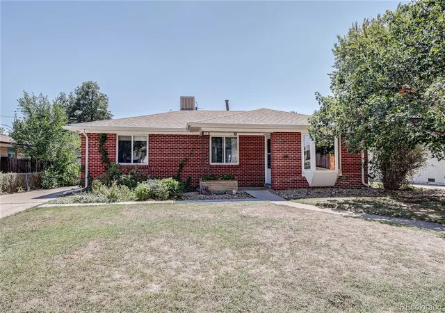 Photo 2 of Single family home for sale at 5550 Holland Dr, Arvada, CO 80002 | MLS# 3467555 | Listing updated on 2026-08-26