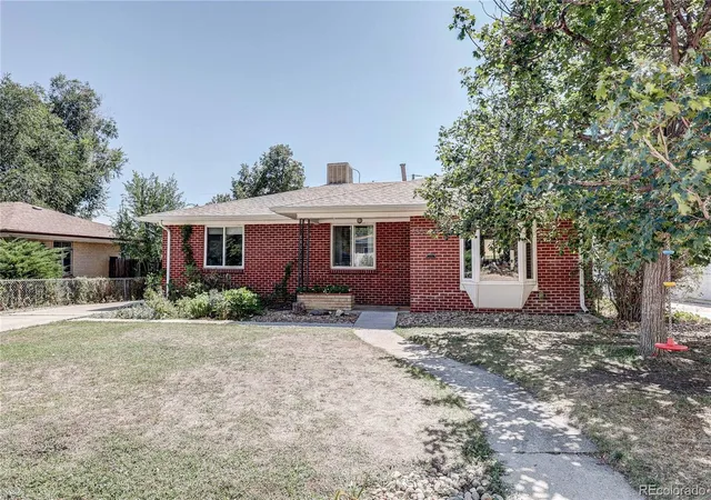 Photo 3 of Single family home for sale at 5550 Holland Dr, Arvada, CO 80002 | MLS# 3467555 | Listing updated on 2026-08-26
