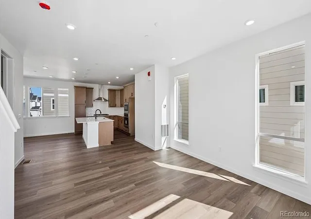 Photo 4 of Single family home for sale at 1274 Dylan Dr, Erie, CO 80026 | MLS# 6615801 | Listing updated on 2026-10-09