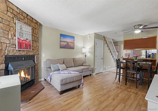 Listing Photo 5 - Condo for sale in building located at 14324 E Hawaii Cir, Aurora, CO 80012 - Unit #E