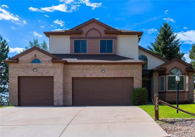 Photo 3 of Single family home for sale at 7270 N Hyperion Wy, Parker, CO 80134 | MLS# 1850781 | Listing updated on 2026-10-06