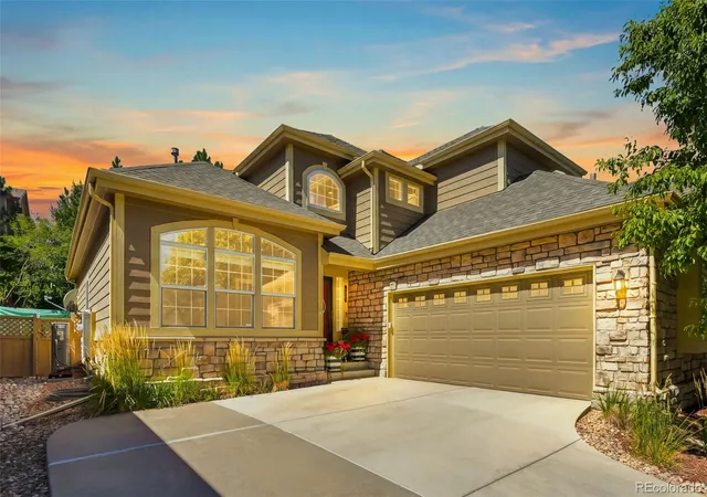 Photo 1 of Single family home for sale at 7147 S Versailles St, Aurora, CO 80016 | MLS# 4383891 | Listing updated on 2026-09-23