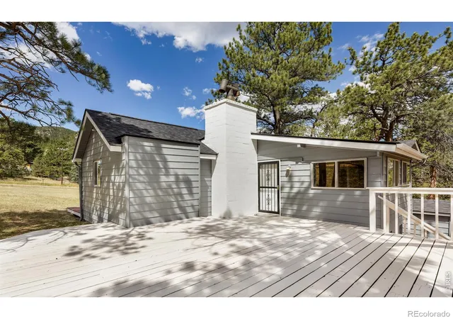 2nd image of 465 Deer Ln, Lyons, CO 80540 | MLS# IR1067176