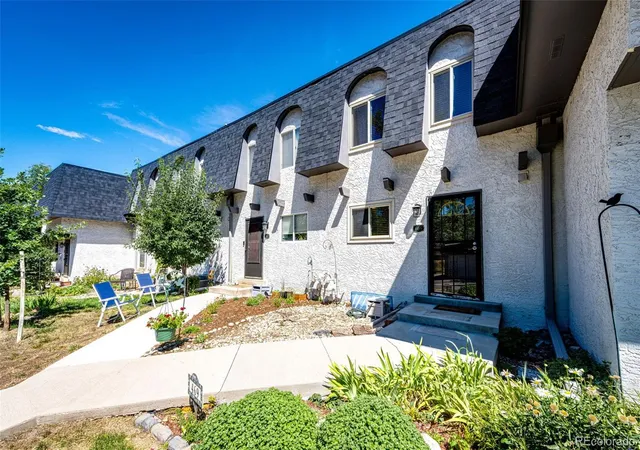 Photo 2 of Condo for sale at 469 E Highline Cir, Littleton, CO 80122 | MLS# 4523280 | Listing updated on 2026-08-30