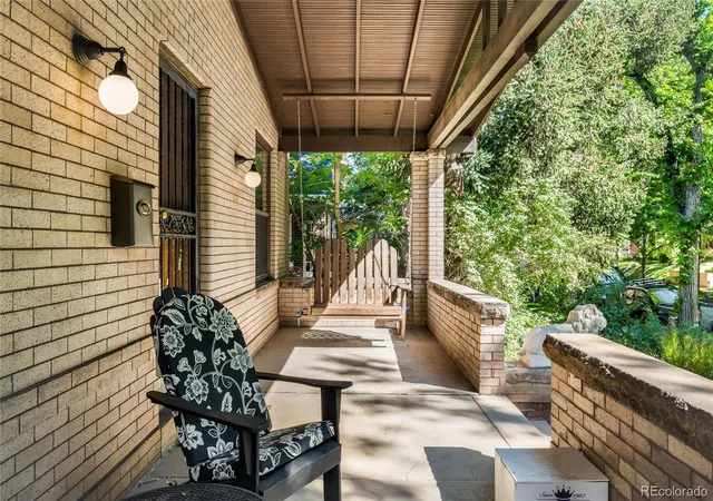 Photo 3 of Sale Pending at 961 S Corona St, Denver, CO 80209 | MLS# 7364372 | Listing updated on 2026-09-13