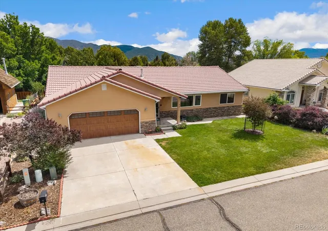 Photo 2 of Single family home for sale at 7 Silver Spruce Dr, Salida, CO 81201 | MLS# 4765327 | Listing updated on 2026-08-27