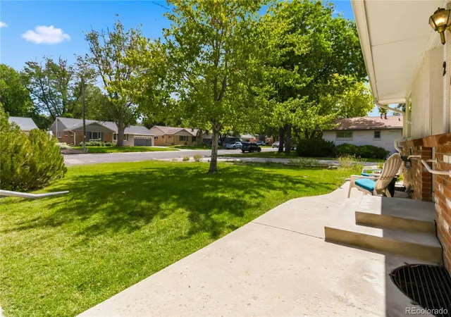 Photo 4 of Single family home for sale at 2615 S Jasmine St, Denver, CO 80222 | MLS# 5747724 | Listing updated on 2026-10-01