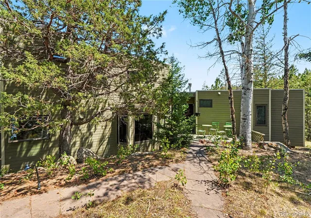 Photo 2 of Single family home for sale at 1784 Deer Trail Rd, Boulder, CO 80302 | MLS# 7705025 | Listing updated on 2026-10-05