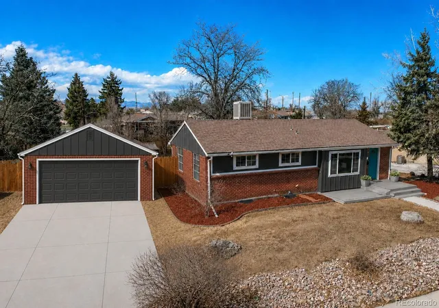 2nd image of 6733 S Ash Wy, Littleton, CO 80122 | MLS# 2862566