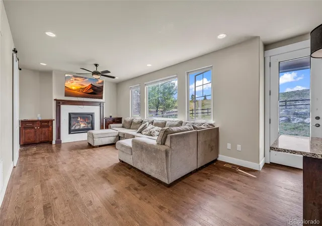 4th image of 42069 S Pinehurst Cir, Elizabeth, CO 80107 | MLS# 9796806