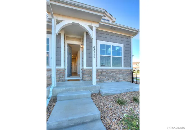 Photo 2 of Townhouse for sale at 6922 Autumn Leaf Dr, Timnath, CO 80547 | MLS# IR1067191 | Listing updated on 2026-10-08