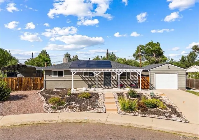 Photo 3 of Single family home for sale at 1522 S Hooker St, Denver, CO 80219 | MLS# 8862416 | Listing updated on 2026-10-22