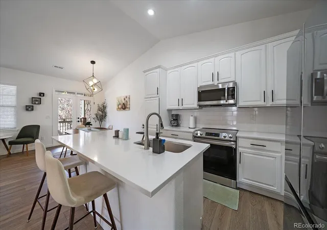 Listing Photo 3 - Condo for sale in building located at 23043 E Ontario Dr, Aurora, CO 80016 - Unit #105