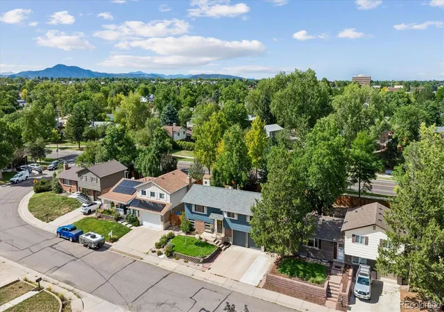Photo 3 of Single family home for sale at 9143 W Arbor Ave, Littleton, CO 80123 | MLS# 5903742 | Listing updated on 2026-10-07