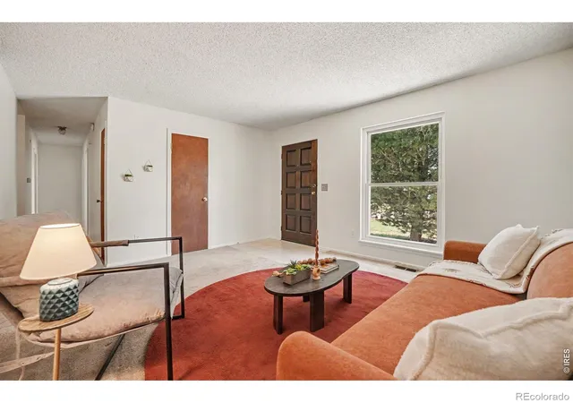 Photo 4 of Single family home for sale at 3233 S Holland Wy, Lakewood, CO 80227 | MLS# IR1067211 | Listing updated on 2026-08-31