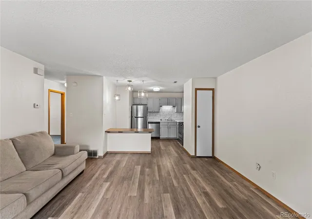Listing Photo 4 - Condo for sale in building located at 4315 Hawks Lookout Ln, Colorado Springs, CO 80916