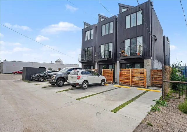 Photo 1 of Townhouse for sale at 2578 S Broadway Ave, Denver, CO 80210 | MLS# 4215996 | Listing updated on 2026-10-15
