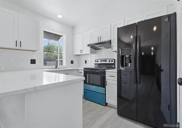 Photo 3 of Single family home for sale at 4660 S Idalia St, Aurora, CO 80015 | MLS# 9970119 | Listing updated on 2026-09-30