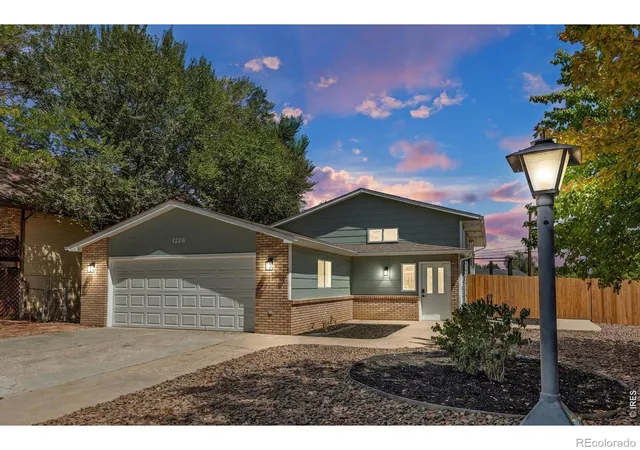 Photo 1 of Single family home for sale at 1226 Hunter Ct, Longmont, CO 80501 | MLS# IR1067221 | Listing updated on 2026-10-07