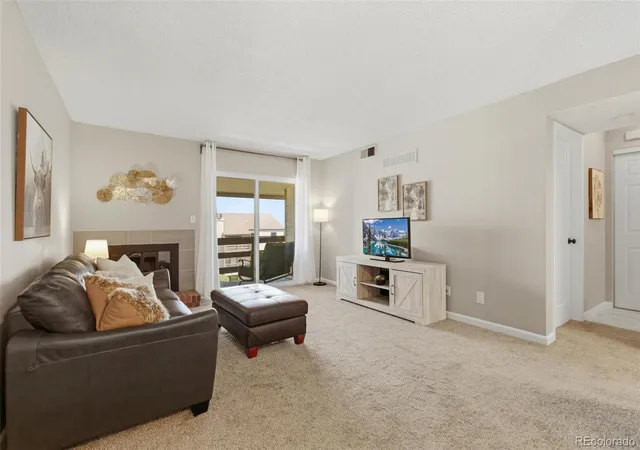 Photo 4 of Condo for sale at 459 Wright St #305, Lakewood, CO 80228 | MLS# 5511911 | Listing updated on 2026-10-07