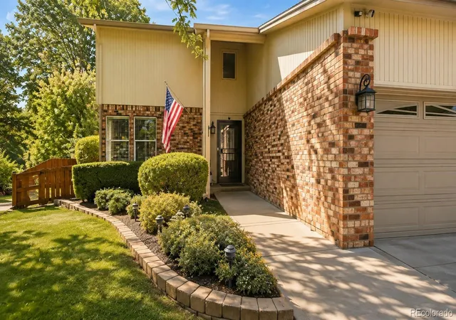 Single family home for sale at 6363 S Reed Wy, Littleton, CO 80123 | MLS# 1983628 | Listing updated on 2026-10-04