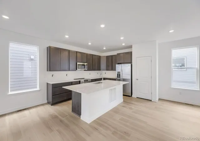 Photo 3 of Single family home for sale at 7709 S Mobile Wy, Centennial, CO 80016 | MLS# 3676700 | Listing updated on 2026-10-17
