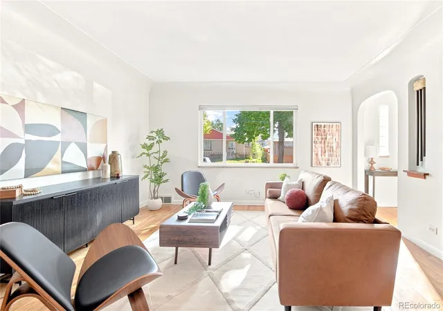 Photo 3 of Single family home for sale at 3863 Perry St, Denver, CO 80212 | MLS# 7692365 | Listing updated on 2026-09-13