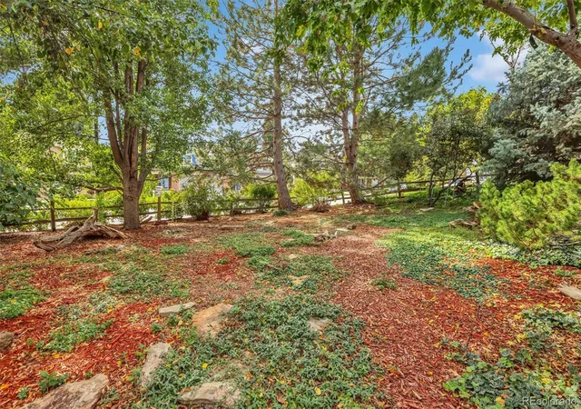 Photo 4 of Townhouse for sale at 6236 E Hinsdale Ave, Centennial, CO 80112 | MLS# 3499604 | Listing updated on 2026-09-30