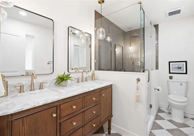 3rd image of 2309 E Floyd Pl, Englewood, CO 80113 | MLS# 9794842