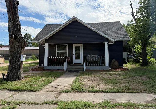 Photo 1 of Single family home for sale at 515 Pine St, Sterling, CO 80751 | MLS# 5316805 | Listing updated on 2026-10-15