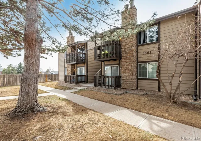 5th image of 1863 S Pitkin Cir, Aurora, CO 80017
