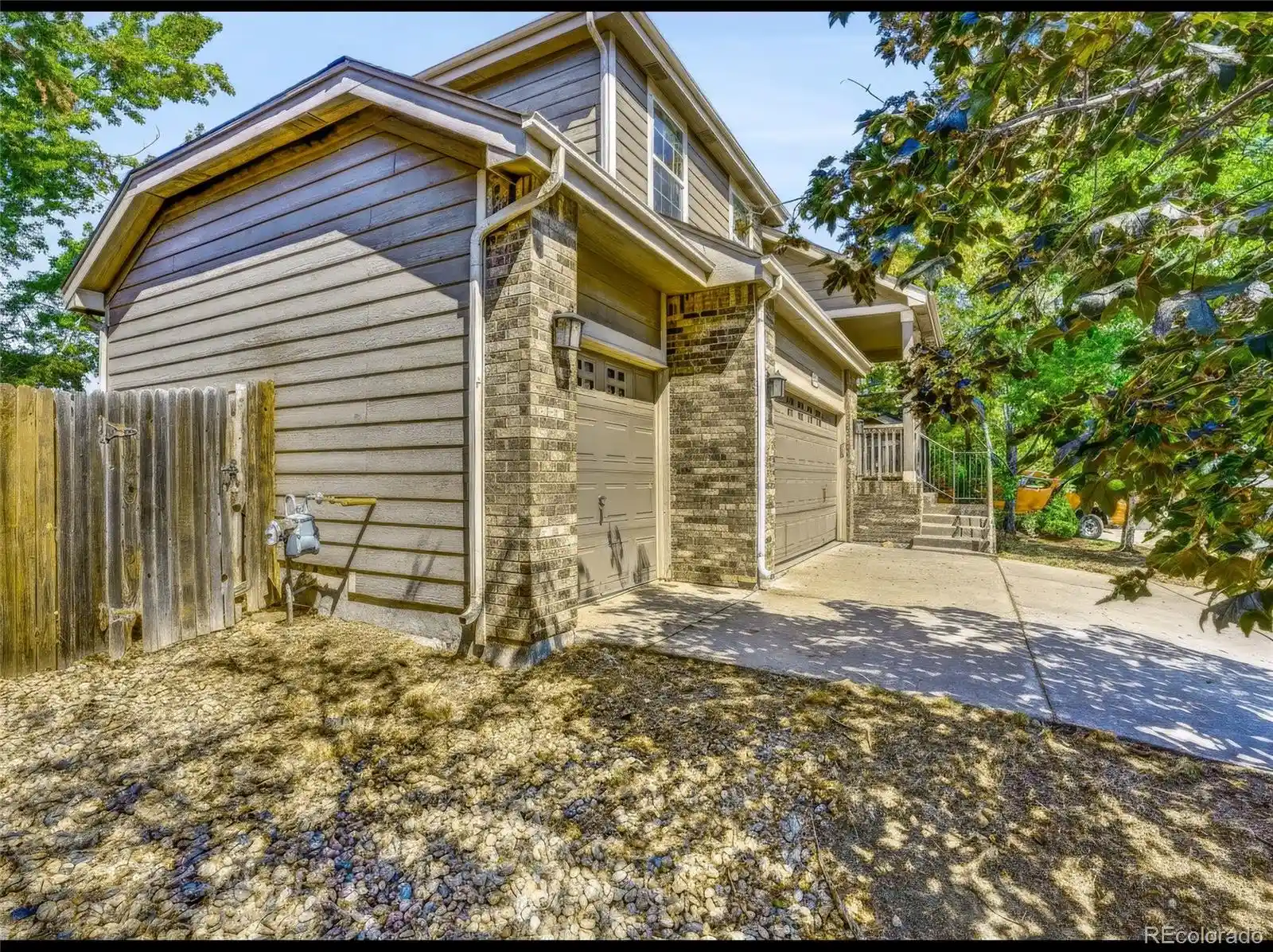 Photo 3 of Sale Pending at 13845 Elizabeth St, Thornton, CO 80602 | MLS# 9842698 | Listing updated on 2026-10-24