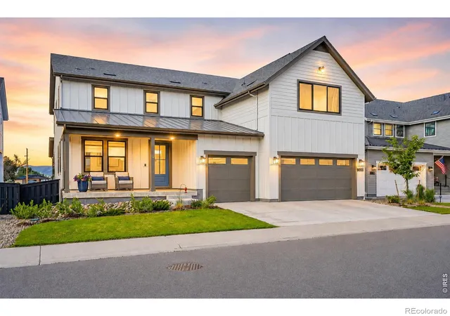 Photo 1 of Mansion for sale at 9158 Star Fall Cir, Littleton, CO 80125 | MLS# IR1067250 | Listing updated on 2026-08-28