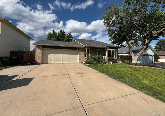 1st image of 19727 E Oxford Dr, Aurora, CO 80013 | MLS# 2383075