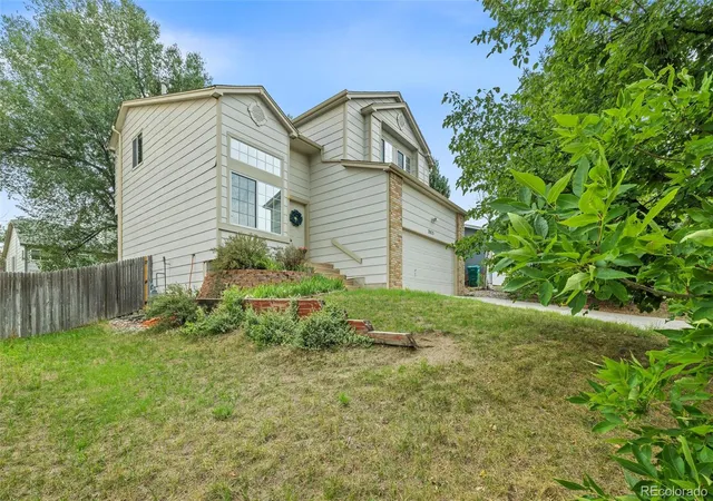 Photo 4 of Single family home for sale at 2875 Leoti Dr, Colorado Springs, CO 80922 | MLS# 8328165 | Listing updated on 2026-09-01