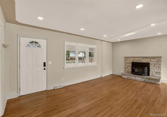 Photo 4 of Single family home for sale at 6422 Independence St, Arvada, CO 80004 | MLS# 9884246 | Listing updated on 2026-10-06