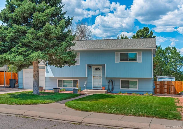 Photo 2 of Single family home for sale at 1340 Kachina Dr, Colorado Springs, CO 80915 | MLS# 9704958 | Listing updated on 2026-08-26