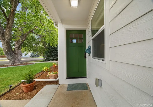 Photo 4 of Sale Pending at 3310 S Elm St, Denver, CO 80222 | MLS# 3958805 | Listing updated on 2026-09-23