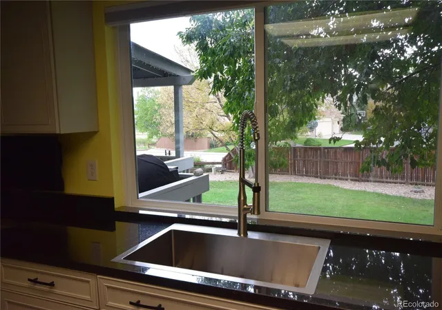 5th image of 10345 Spring Water Peak, Highlands Ranch, CO 80129 | MLS# 9775732