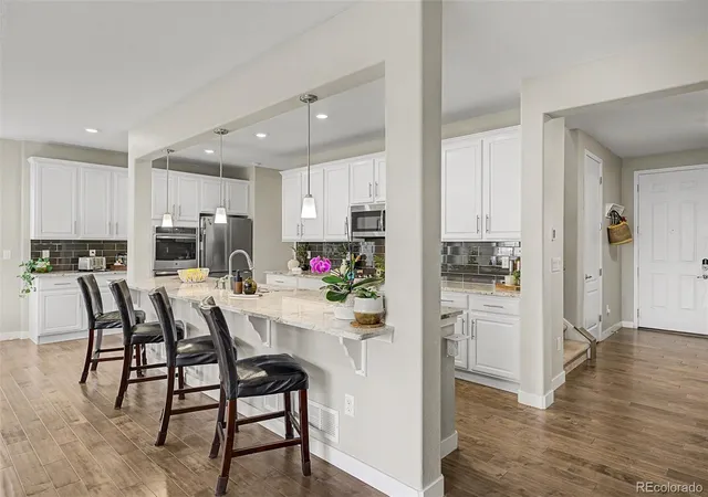 4th image of 8826 S Yakima Ct, Aurora, CO 80016 | MLS# 8031813