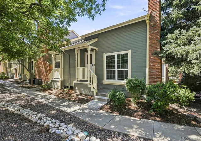 Photo 3 of Townhouse for sale at 1980 S Hannibal St #A, Aurora, CO 80013 | MLS# 8771102 | Listing updated on 2026-09-12
