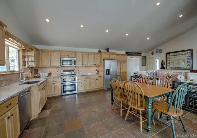 Photo 5 of Single family home for sale at 331 Canthook Ln, Fairplay, CO 80440 | MLS# 6188251 | Listing updated on 2026-08-28