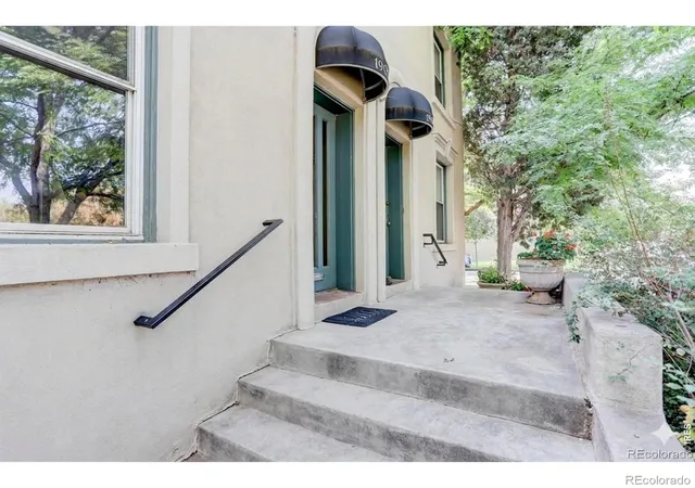 Photo 2 of Townhouse for sale at 1902 E 17th Ave, Denver, CO 80206 | MLS# IR1067280 | Listing updated on 2026-10-22